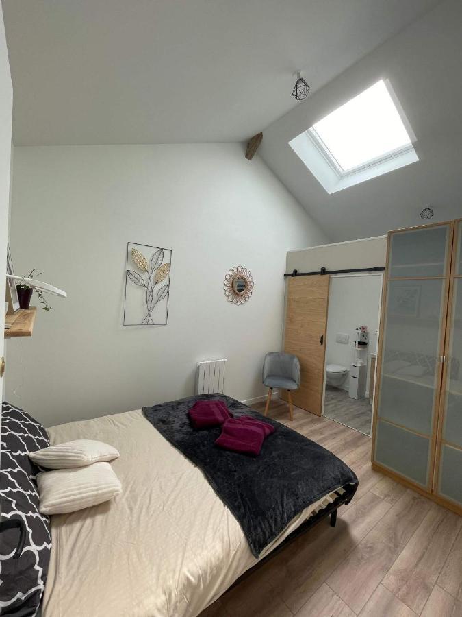 Les Iris - Chambre Erable Avanton Bagian luar foto